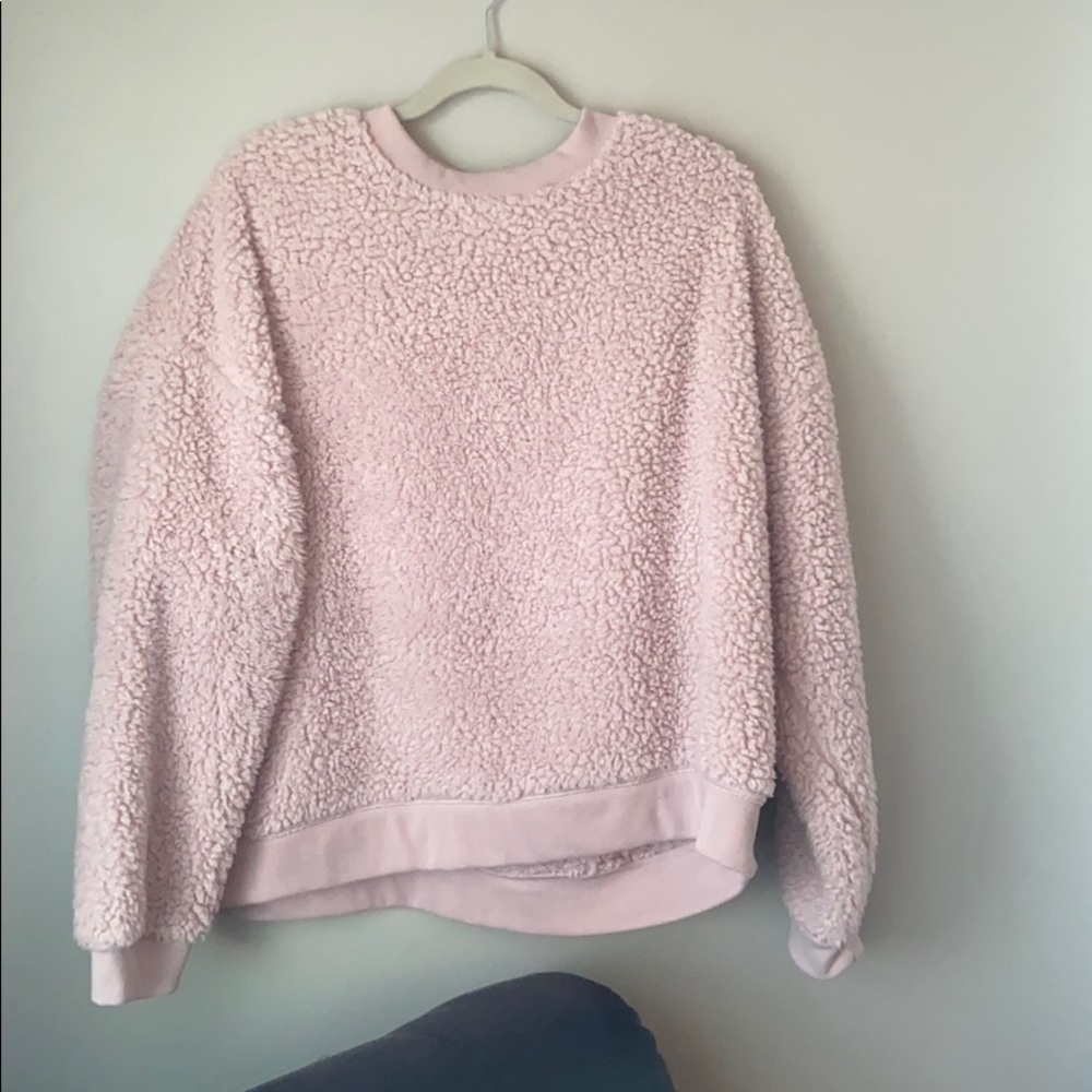 Secret Treasures COMFY sweatshirt